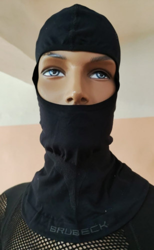 Подшлемник Brubeck без перфорации черный в Саратове