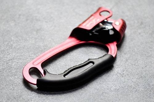  Зажим Guru Inception под правую руку в Саратове  