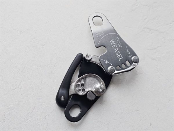  Страховочно-спусковое устройство GURU WEASEL в Саратове  